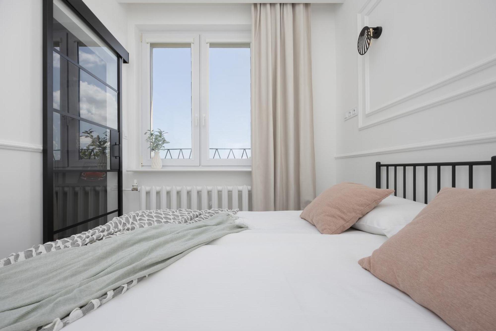 Elegancki Apartament Dla 4 Osob W Warszawie By Noclegi Renters Warszawa Zewnętrze zdjęcie